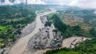नेपाल ने बाढ़ के बाद 'जलवायु मुआवजे' की मांग की