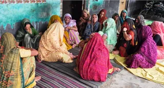रोते बिलखते परिजन। जागरण