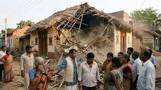ग्वालियर में मकान की छत गिरने से मां-बेटे की मौत (AI जेनरेटेड फोटो)