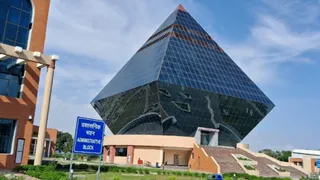 IIIT Bhagalpur Startup: ट्रिपल आइटी भागलपुर के छात्रों ने बनाया AI बेस्ड 'टिप 2 ट्रिप' ऐप, बजट के हिसाब से प्लान करेगा पूरा टूर
