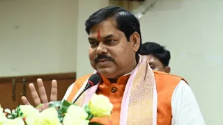 शिक्षा मंत्री मिथिलेश तिवारी