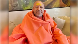 स्वामी यतींद्रानंद गिरि
