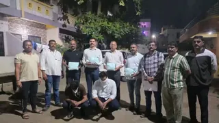 महाराष्ट्र पुलिस ने प्रयागराज में किया ड्रग्स फैक्ट्री का भंडाफोड़ (फोटो- सोशल मीडिया)