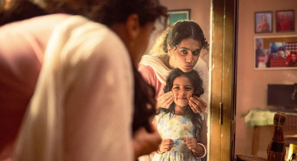 Gandhari Review: सुरंग, बच्चियों की तस्करी और खौफनाक सच; रोंगटे खड़े करने  वाले थ्रिल में ढीला क्लाइमैक्स - gandhari review taapsee pannu movie has  strong subject of child sex ...