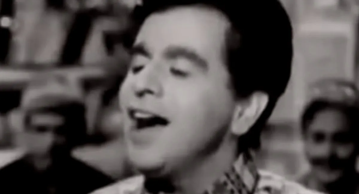 mohammed rafi song madhuban me naache radha  (1)
