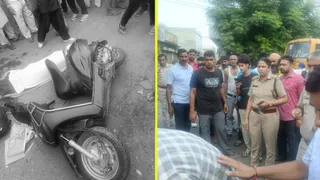 हादसे के बाद क्षतिग्रस्त स्कूटी (जागरण)