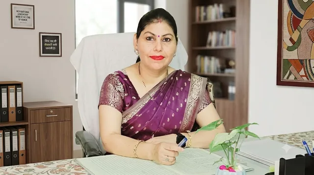 Teacher's Day: डॉ. सुमन ने अपनी सैलरी से सुधारी स्कूल की सूरत, 35 साल पुराना अवैध कब्जा हटवाकर बनाया 'निपुण विद्यालय'
