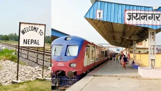अंतराष्ट्रीय सीमा रेलवे ट्रैक व जयनगर रेलवे स्टेशन। (फाइल फोटो)