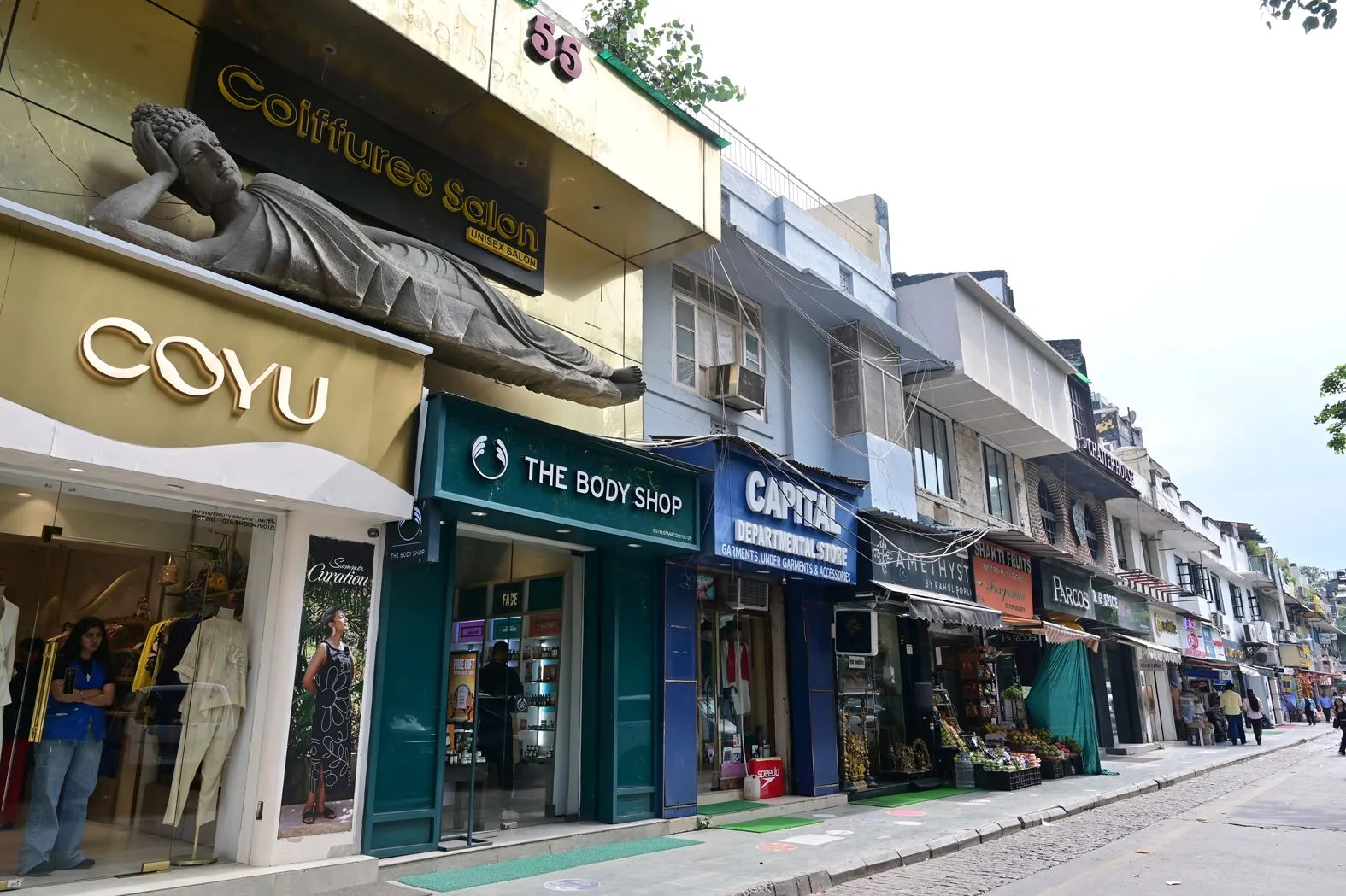 khan market 3