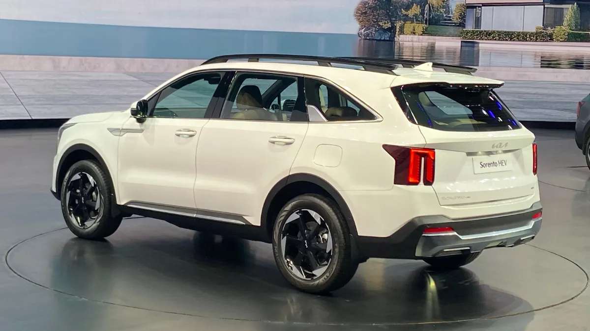 kia sorento side (1)