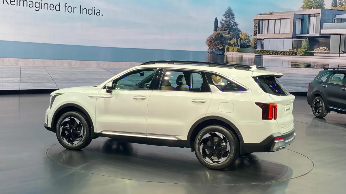 kia sorento side