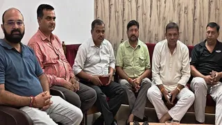 मुजफ्फरनगर में अग्रवाल मार्केट में बैठक करते राजपूत स्वाभिमान मंच के पदाधिकारी। सौ. संगठन