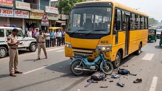 कॉलेज बस की टक्कर से 4 छात्राओं की मौत (यह तस्वीर AI की मदद से बनाई गई है।)
