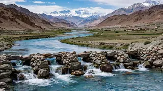 भारत ने सिंधु नदी पर बनाया पत्थरों का बांध