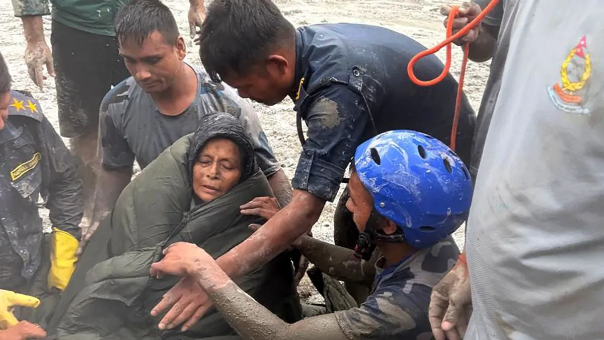 Nepal two people save (5)