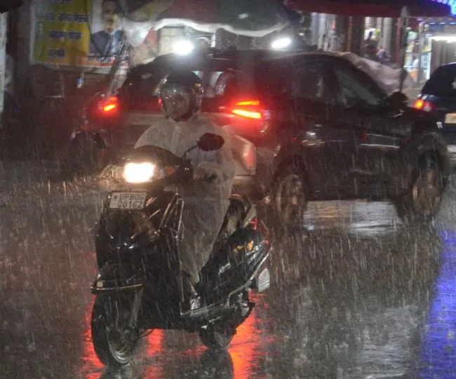 agra rain small (1)