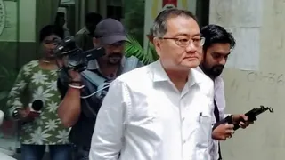 पूर्व अध्यक्ष एल खियांग्ते