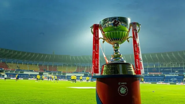 ISL में फिर लौटेगा पुराना रोमांच, प्लेऑफ के साथ होम एंड अवे फॉर्मेट की वापसी; कब से खेला जाएगा टूर्नामेंट?