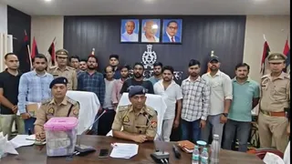 ललितपुर पुलिस ने चार मई को नकली देशी शराब की एक बड़ी फैक्ट्री का पर्दाफाश किया