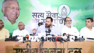तेजस्वी यादव ने केंद्र सरकार की नीतियों पर उठाए सवाल। फाइल
