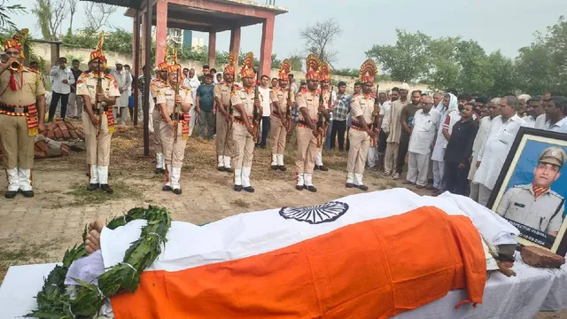 हिसार में BSF जवान का निधन, चार दिन पहले पिता की हुई थी मौत
