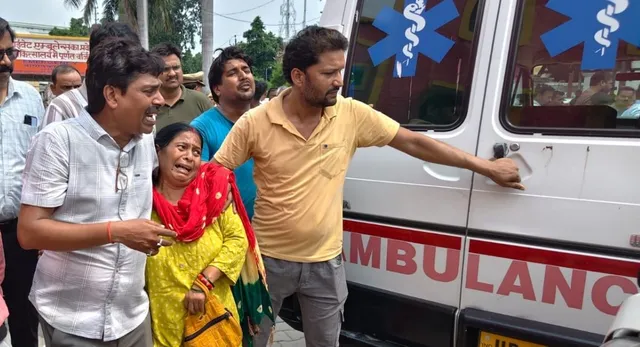 गोरखपुर में एंबुलेंस के इंतजार में चली गई अधिवक्ता की जान, जिला अस्पताल में 45 मिनट तक मची रही अफरातफरी