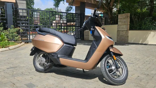 Electric Scooter चलाते समय कौन सी गलतियां करने से बर्बाद हो सकती है बैटरी? पढ़ें और बचाएं हजारों रुपये