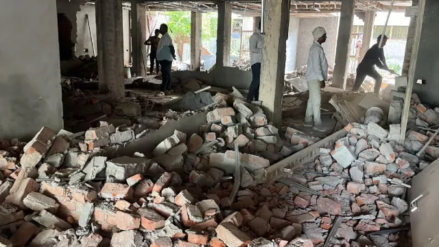 फरीदाबाद में तीन माह में अधिकारी नहीं गिन पाए अवैध इमारतें, एनआइटी जोन में केवल 22 निर्माण हुए चिह्नित

