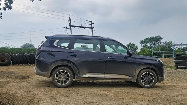 Kia ने खोले Offers के दरवाजे, गाड़ियों पर मिल रहा लाखों रुपये का Discount, किस गाड़ी पर मिल रही बंपर छूट?