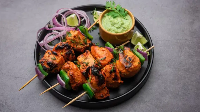 स्वाद भी और सेहत भी! बिना तंदूर के घर पर आसानी से बनाएं रेस्टोरेंट स्टाइल 'चिकन टिक्का'