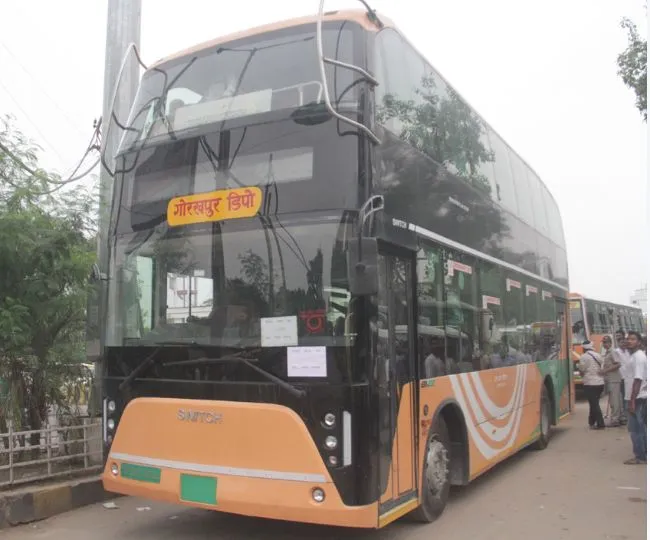 double dacer bus small