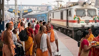 गयाजी के लिए रानी कमलापति और जबलपुर से चलेंगी पितृपक्ष स्पेशल ट्रेनें (AI Generated Image)