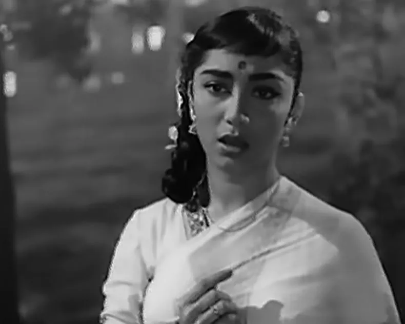Abhi Na Jaao Chhod Kar