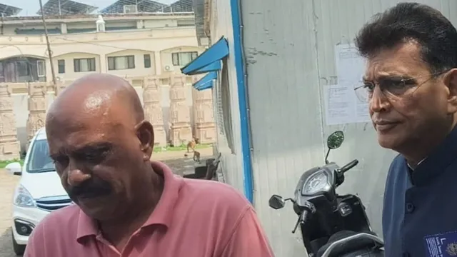 सीईओ जितेंद्र मिश्र ने यात्री सुविधा केंद्र में परखी गणना कक्ष की भी व्यवस्थाएं, ईमानदारी के कार्य करने का निर्देश