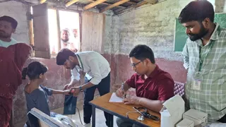 Supaul Illegal Madrasa Girl Death: सुपौल के अवैध मदरसे में संदिग्ध हालात में 9 वर्षीय छात्रा की मौत, 3 गंभीर; मदरसा सील, 53 बच्चे घर भेजे गए