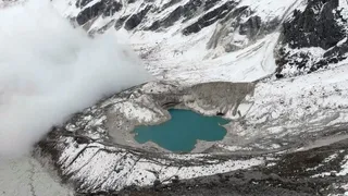 इन दोनों ग्लेशियर झीलों के वैज्ञानिक सर्वेक्षण के लिए आठ संस्थानों के विशेषज्ञों का दल रवाना। प्रतीकात्मक