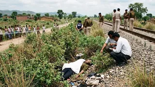 झाड़ी में मिला झारखंड जैप जवान का शव (एआई जेनरेटेड तस्वीर)