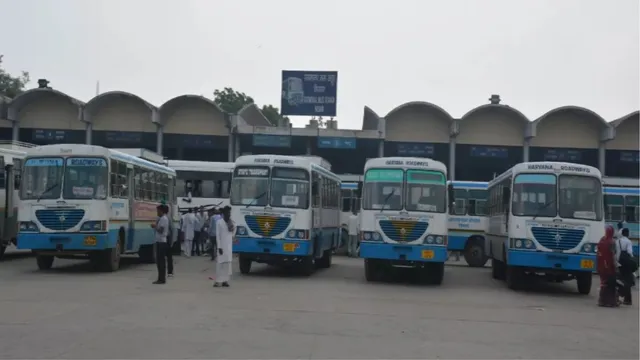 हिसार रोडवेज डिपो के शौचालय बदहाल, कर्मचारी खुले में शौच करने को मजबूर
