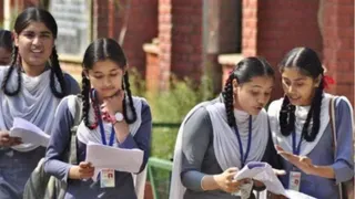 बुधवार को ही इस संबंध में सभी प्राचार्यों को स्पष्ट दिशा-निर्देश जारी कर दिए हैं। फाइल फोटज्ञे