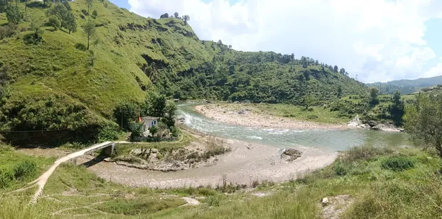 अल्मोड़ा की कोसी नदी का दर्द: 24 साल में 31 करोड़ खर्च, फिर भी अधूरी सीवर लाइन योजना