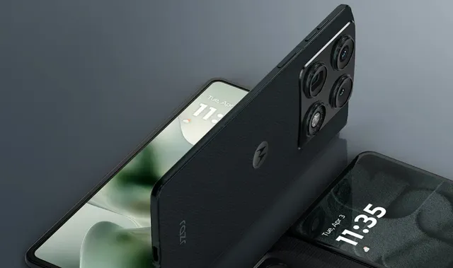 Motorola ने नया पासपोर्ट-स्टाइल Razr Fold टीज किया