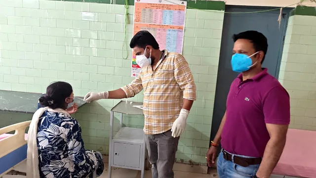 आखिरकार बरेली जिला अस्पताल में हुई स्वाइन फ्लू की पहली सरकारी जांच; ट्रूनाट टेस्ट में महिला निकली पॉजिटिव
