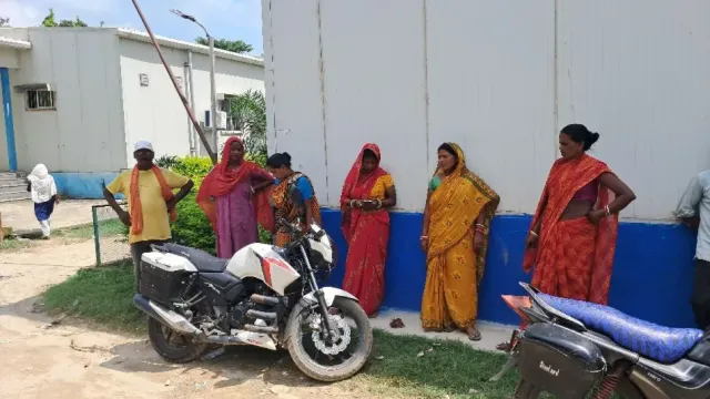 अररिया के जंगल में चाकू से गोदा महिला का शव बरामद, राजमिस्त्री की पत्नी पर हत्या का शक
