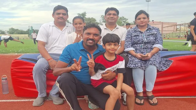 उपलब्धि! उम्र महज 7 साल 5 माह; हौसला ऐसा कि 2 मिनट 40 सेकंड में 105 कार्टव्हील लगाकर  बनाया विश्व रिकॉर्ड