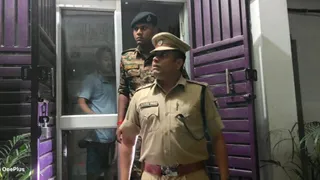 घटनास्थल पर पहुंची पुलिस। (जागरण)