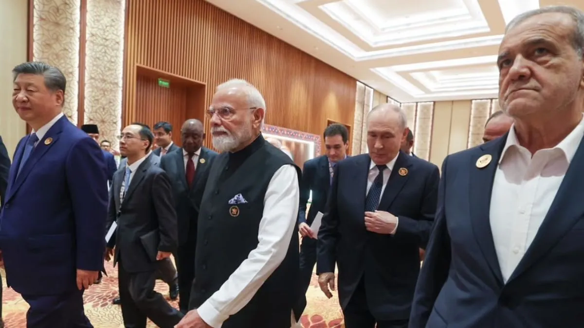 PM Modi Jinping Putin (1)