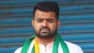 प्रज्वल रेवन्ना के फोन में मिले सैकड़ों अश्लील वीडियो। (फाइल)