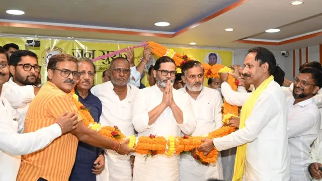 स्नातक चुनाव में नौवीं फेल को वोट क्यों दें? भागलपुर में CM सम्राट चौधरी पर बरसे प्रशांत किशोर, डॉ. एनके यादव को घेरा