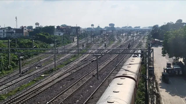 रामनगरी में नई रेल लाइनों के विस्तार से सुगम होगा ट्रेनों का संचालन, व्यापार और पर्यटन दोनों को मिलेगा बढ़ावा