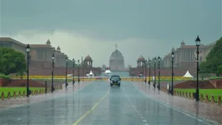 दिल्ली में आज भी बारिश के आसार।